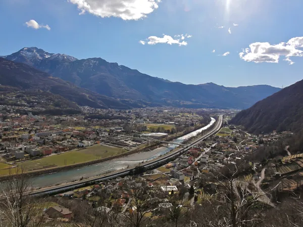 Bellinzona und Carasso