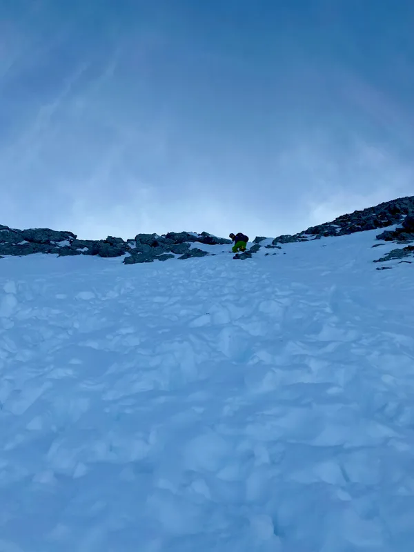 Blick nach oben: Schön steil hier!