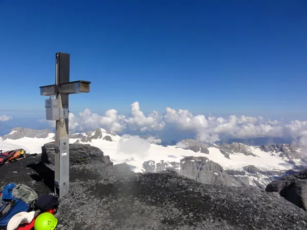 Gipfelkreuz auf dem Tödi