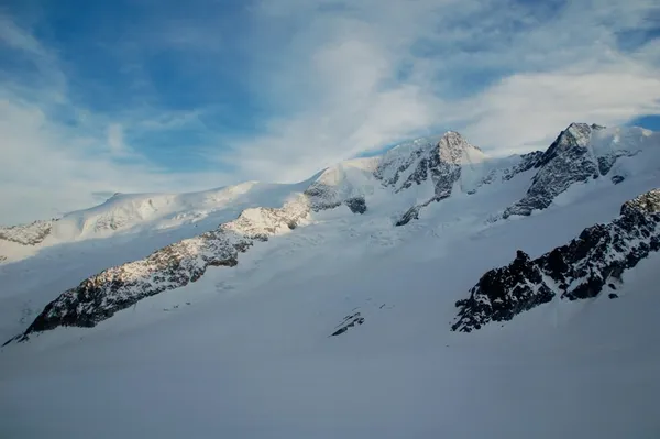 Ein erster Blick auf das Gross Wannenhorn