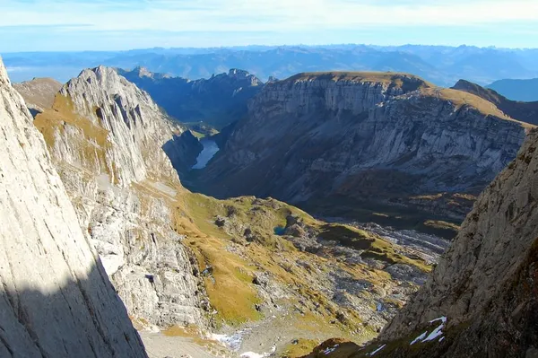 Blick vom Rässeggsattel zum Fälensee