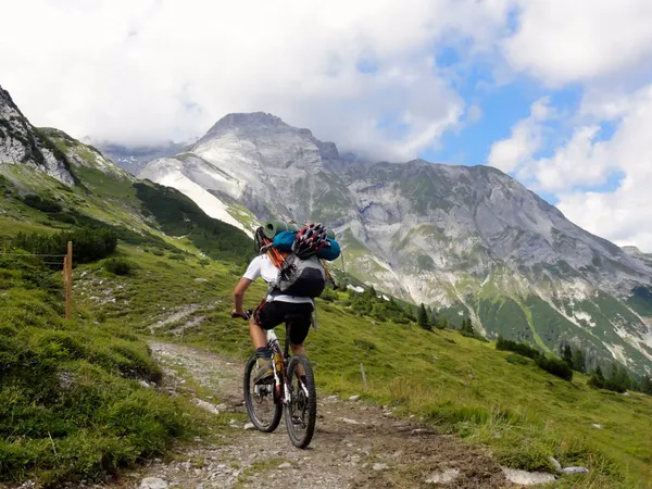 Hochfahren zur Grossalp