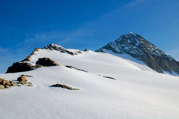 Glacier de La Ruinette und der formschöne Gipfel