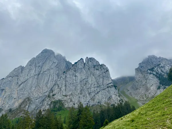 Bockmattlistock in Wolken
