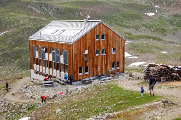 Die mondäne Keschhütte