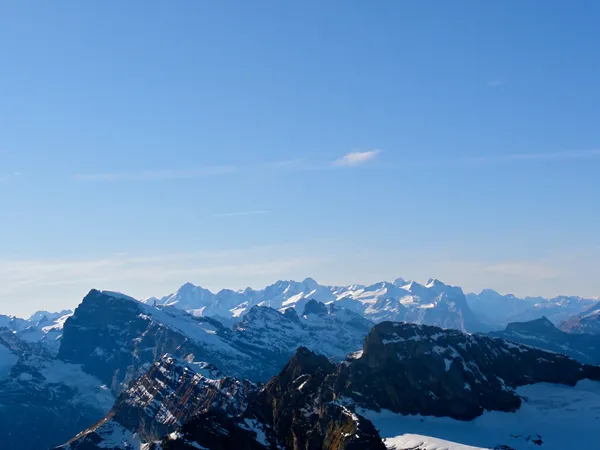 Und ein Blick in die Berner Alpen