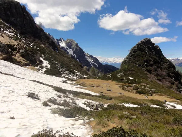 Das wäre ein schöner Biwakplatz! P.1648 (oberhalb Laghetti)