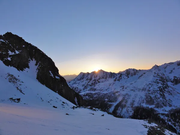 Ein neuer Tag bricht an im Bedrettotal