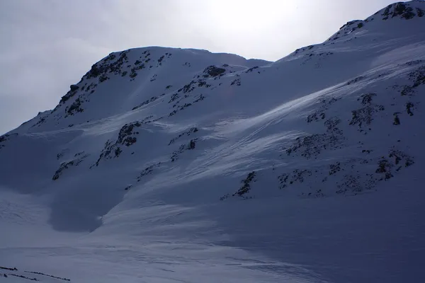 Blick vom Rastplatz zum Gipfel