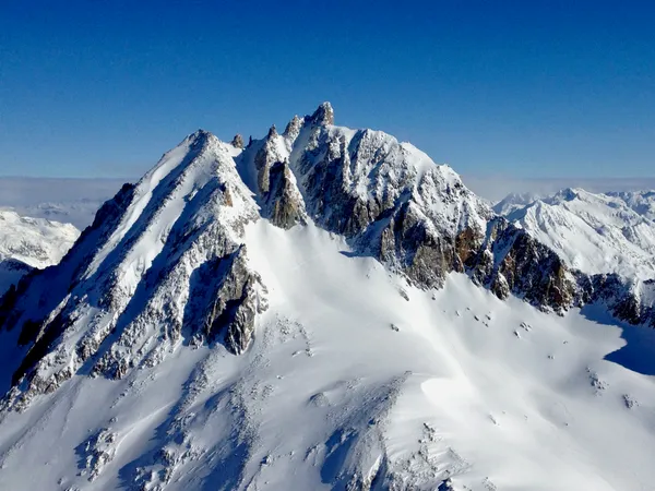 Ausblick vom Chüebodenhorn zum Pizzo Rotondo