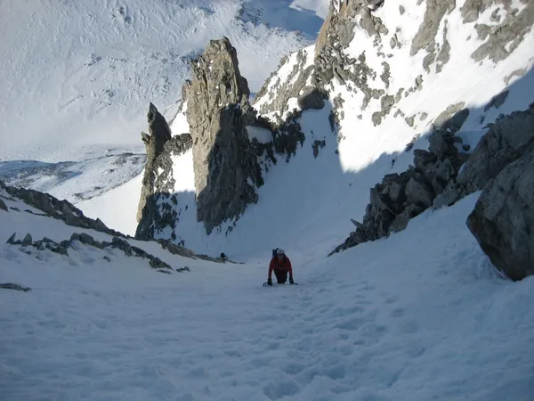 Das Couloir ist bis zu 48° steil