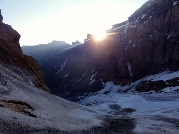 Die Sonne kommt hervor