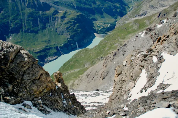 Über 1000 Meter weiter unten der Lac de Mauvoisin