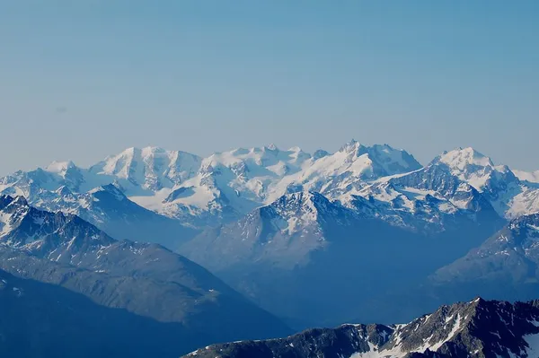 Diese Gipfel kommen mir bekannt vor