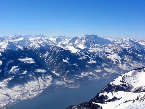 Tödi, Glärnisch etc. waren auch da.